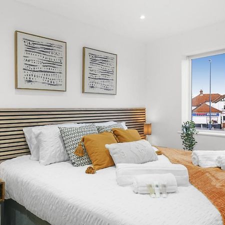 Modern Bungalow In Maidstone Sleeps 5 With Free Parking מראה חיצוני תמונה