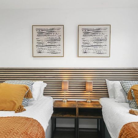Modern Bungalow In Maidstone Sleeps 5 With Free Parking מראה חיצוני תמונה