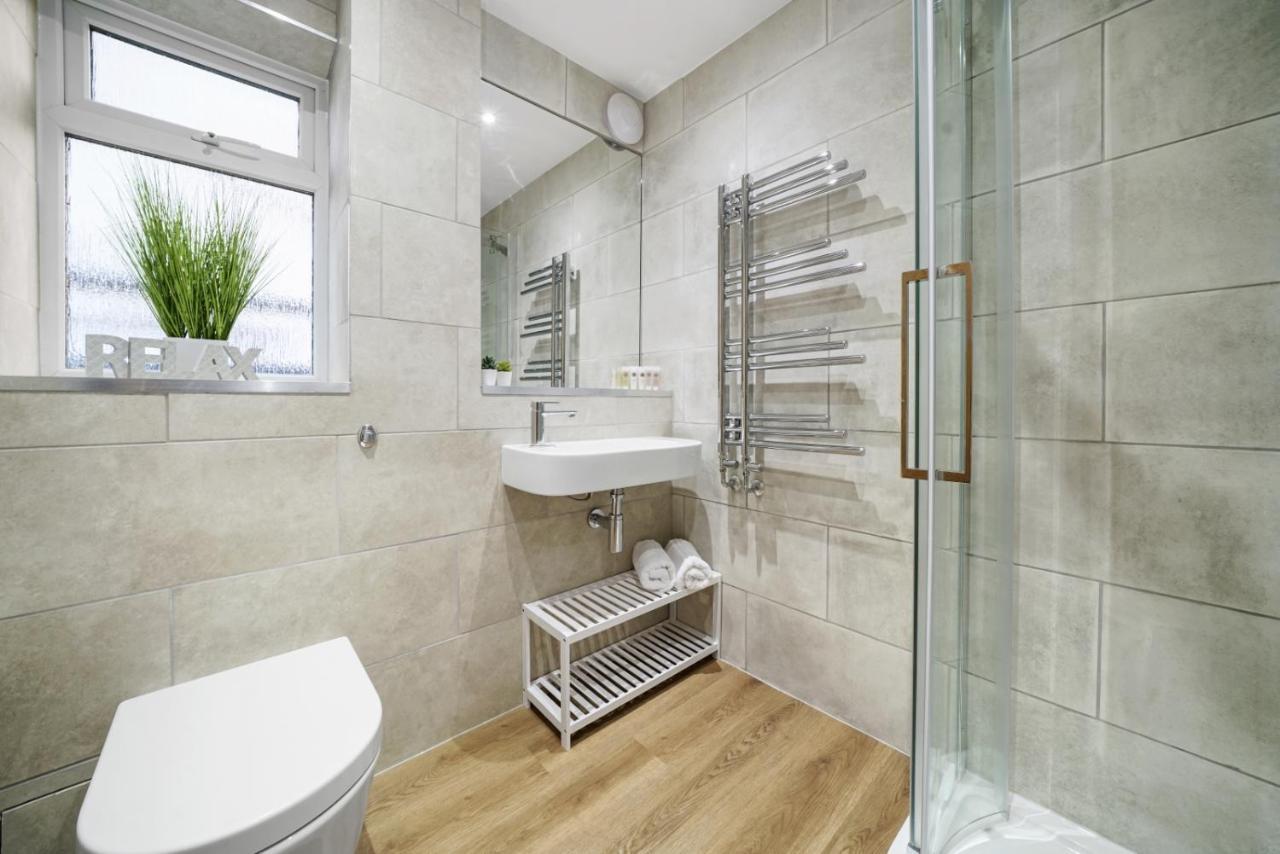 Modern Bungalow In Maidstone Sleeps 5 With Free Parking מראה חיצוני תמונה