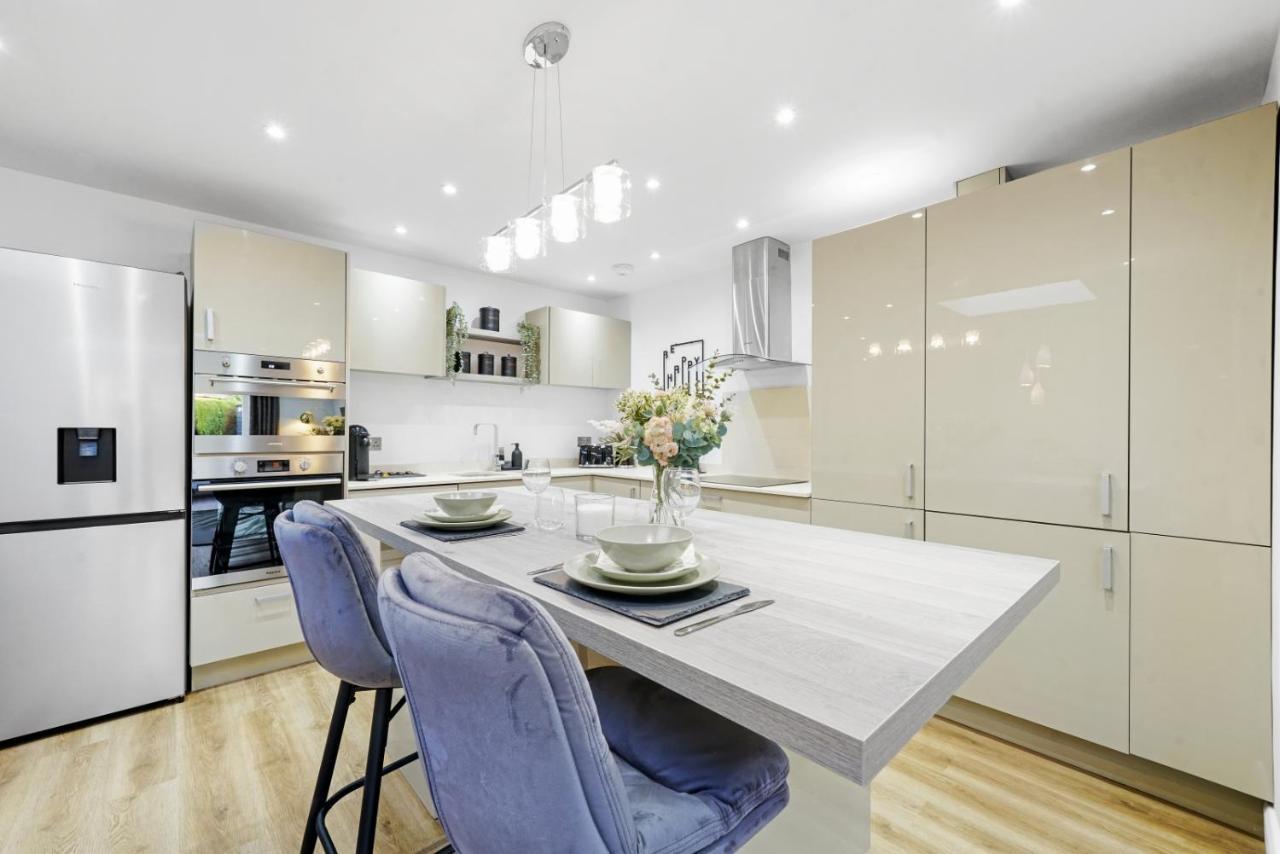Modern Bungalow In Maidstone Sleeps 5 With Free Parking מראה חיצוני תמונה