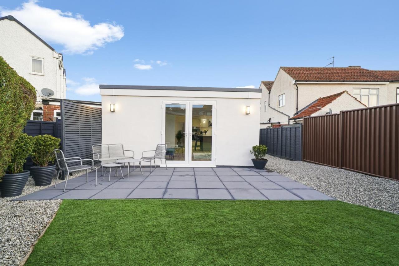 Modern Bungalow In Maidstone Sleeps 5 With Free Parking מראה חיצוני תמונה