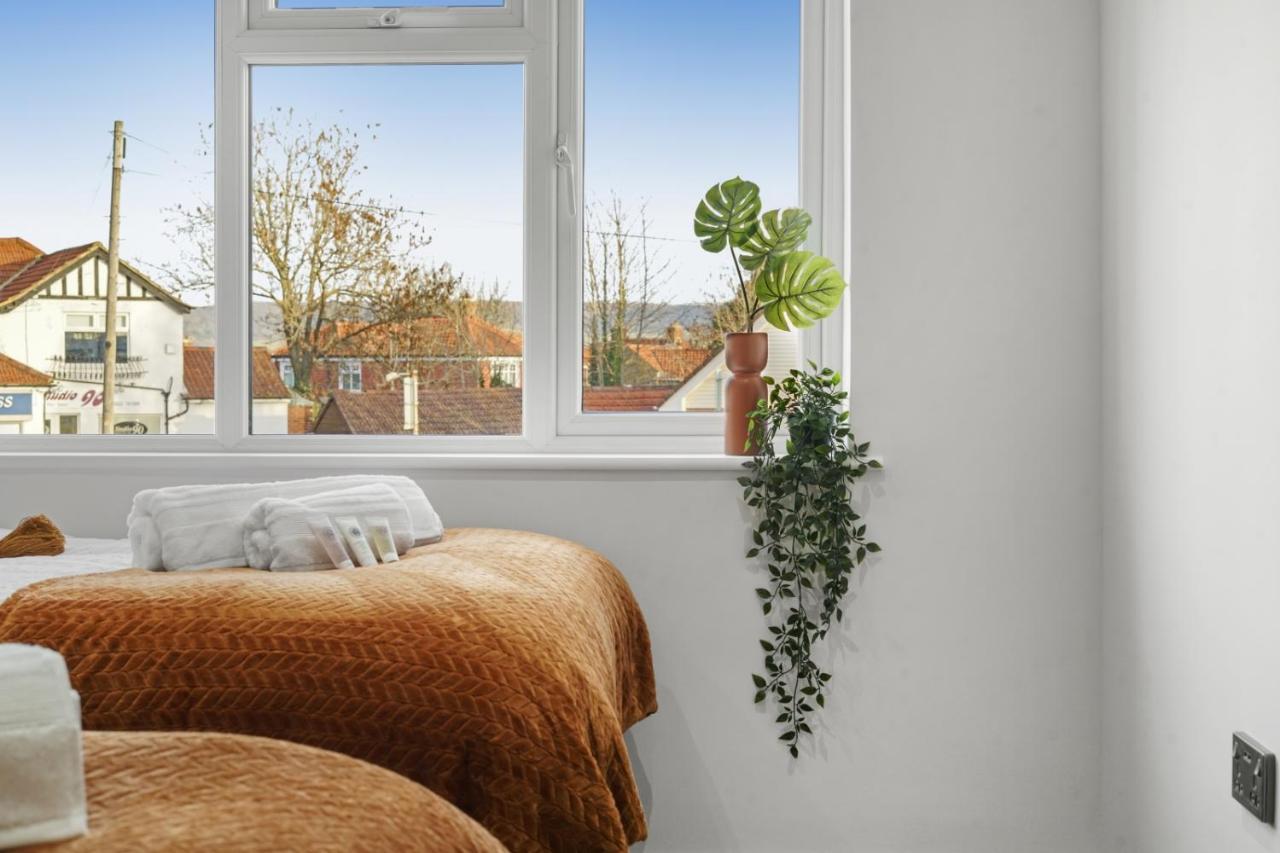 Modern Bungalow In Maidstone Sleeps 5 With Free Parking מראה חיצוני תמונה