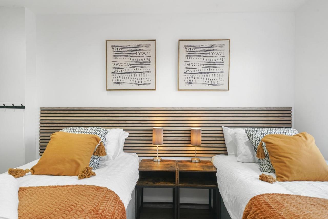 Modern Bungalow In Maidstone Sleeps 5 With Free Parking מראה חיצוני תמונה